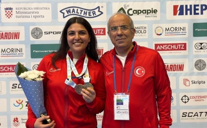 �evval �layda Tarhan'dan Avrupa �ampiyonas�'nda bronz madalya!