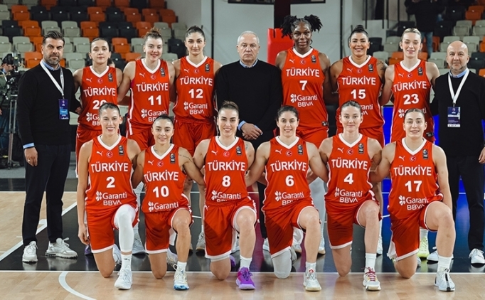 A Milli Kad�n Basketbol Tak�m�'n�n aday kadrosu a��kland�