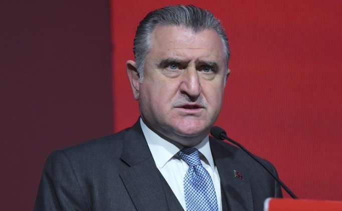 Bakan Bak: 'T�rk voleybolu olimpiyatlarda madalya getirecek'