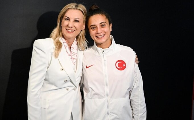 Necla G�ng�r K�ragas�: Hedefimiz Avrupa �ampiyonas� ve D�nya Kupas�'na kat�lmak 