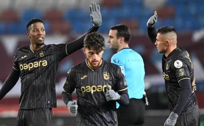 Trabzonspor'un T�rkiye Kupas� finalinde gol g�venceleri Banza ve Zubkov
