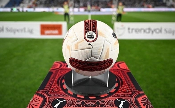 S�per Lig'de gelecek sezon m�cadele edecek 18 tak�m kesinle�ti