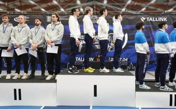 �svi�reli eskrimciler, alt�n madalya kazanan �srail'i protesto etti