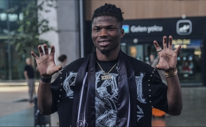 El Bilal Toure: 'Be�ikta�'ta bulunmak bir onur'