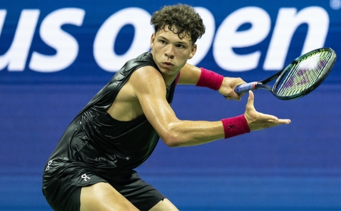 Ben Shelton, sakatl nedeniyle ABD Ak'tan ekildi