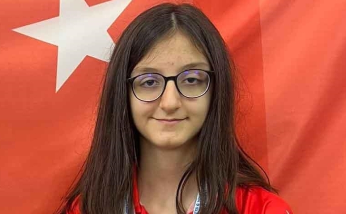 Satran oyuncusu Arya Aydoan, 14 ya altnda dnya ampiyonu oldu