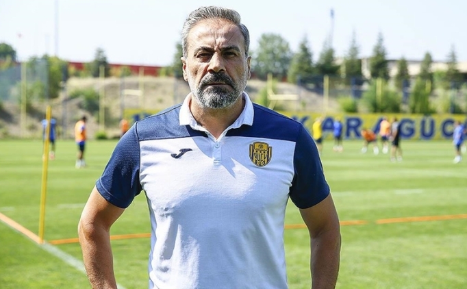 Teknik direkt�r Mustafa Dalc�, istikrar yakalamakta zorlan�yor