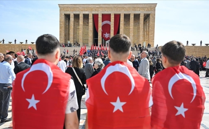 19 May�s ve Gen�lik Haftas� t�m T�rkiye'de co�kuyla kutlanacak