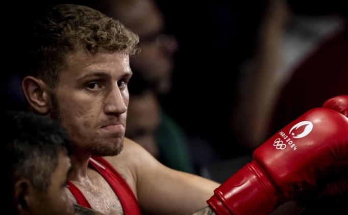 Fenerbah�e, milli boks�r Kaan Aykutsun'u renklerine ba�lad�