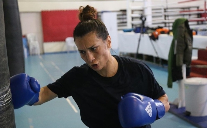 Ay�en Ta�k�n'�n hedefi alt�n madalya