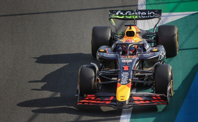 Suudi Arabistan Grand Prix'sinde pole pozisyonu Max Verstappen'in oldu