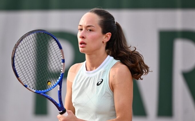 Milli tenis�i Zeynep S�nmez, Merida A��k Turnuvas�'nda 2. tura ��kt�