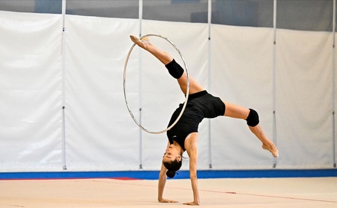 Hatice G�k�e Emir'den tarihi ba�ar�