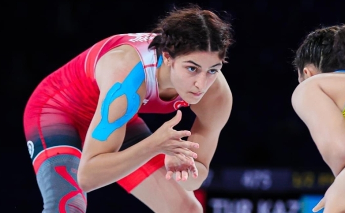 Milli g�re��ilerden Elvira'ya g�m��, Zeynep'e bronz madalya!