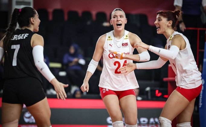 U21 Kad�n Voleybol Milli Tak�m� Polonya'ya 3-0 ma�lup oldu