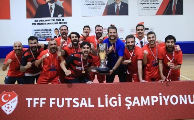 Van Gl SF, UEFA Futsal ampiyonlar Ligi'nde!
