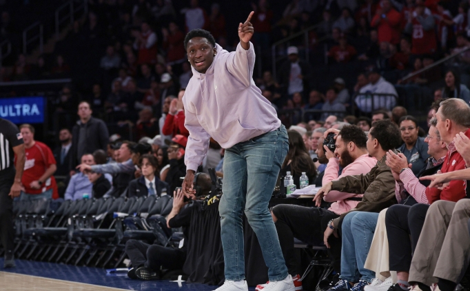 Oladipo NBA'e d�nmeyi hedefliyor! Yaz Ligi'nde g�vde g�sterisi...