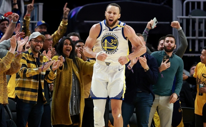 NBA play-in'de Warriors, Butler ve Curry'nin �st�n performans�yla Grizzlies'i yendi