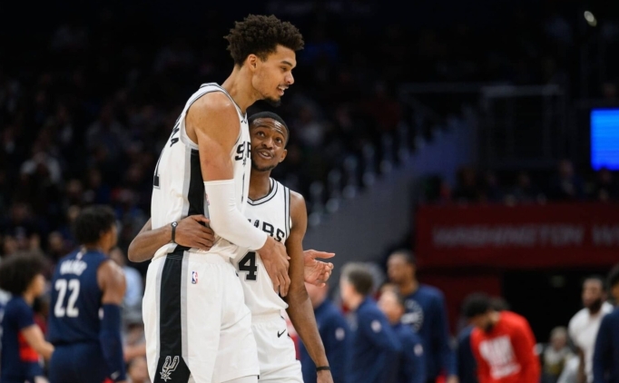 Spurs, sezon i�inde b�y�k �apl� takaslardan ka��n�yor