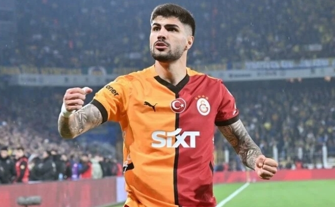 Trabzonspor taraftarlar�ndan Eren Elmal�'ya tepki!