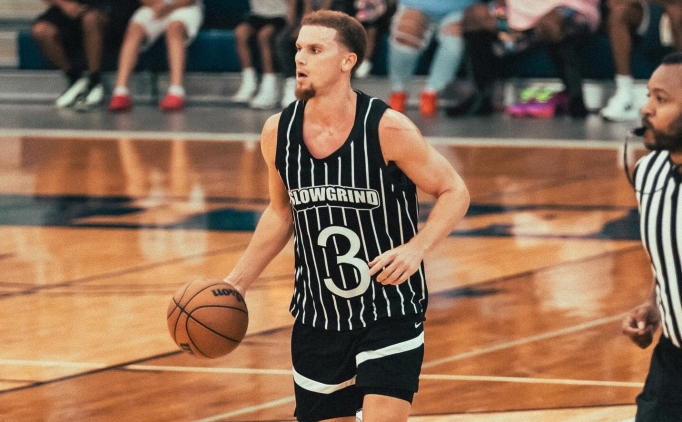 Bah�e�ehir Koleji, Malachi Flynn'i a��klad�