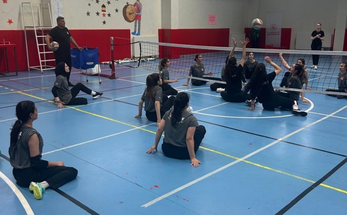 Oturarak Voleybol Kad�n Milli Tak�m�, Avrupa �ampiyonas�'nda m�cadele edecek