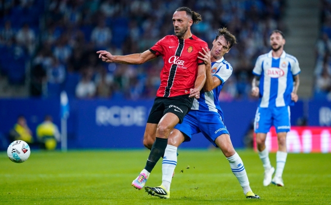 Espanyol 10 ki�iyle kazand�, Vedat Muriqi'nin golleri yetmedi