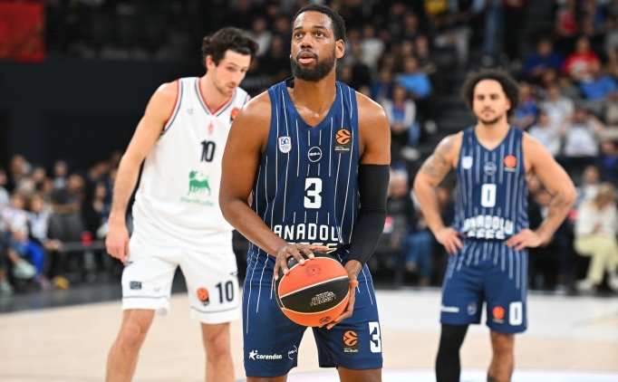 Anadolu Efes, galibiyeti kl pay kard!