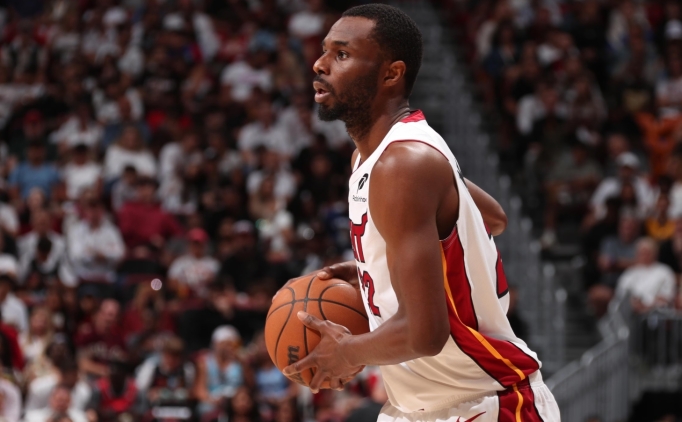 Bir NBA yneticisi: 'Pat Riley, Wiggins'i Lakers'a gndermez'