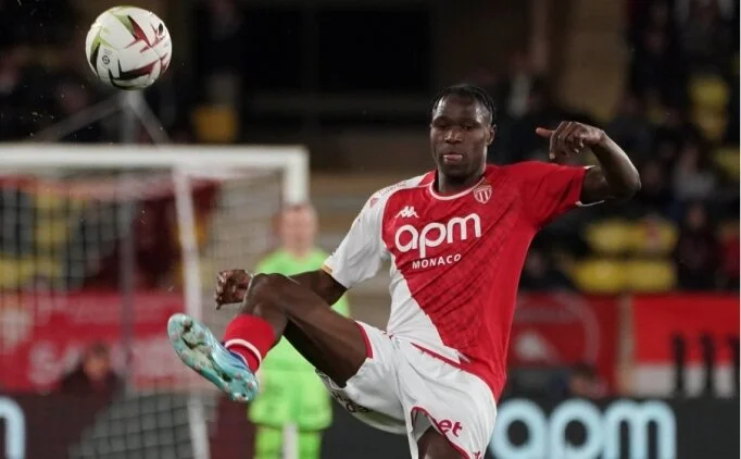 Galatasaray'�n Singo transferinde yeni p�r�z