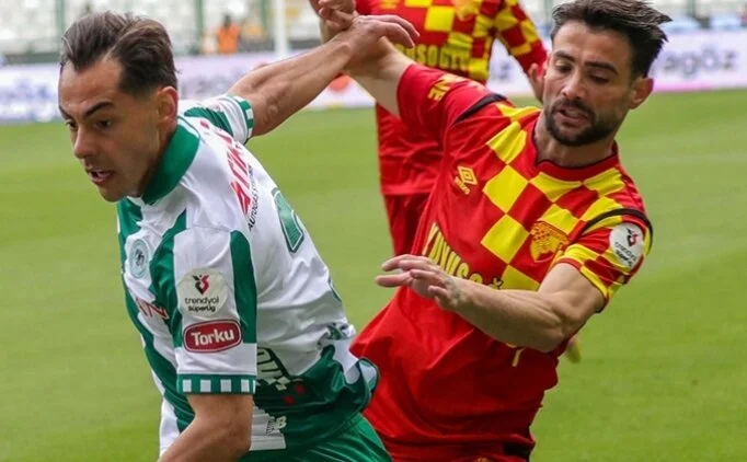 Yasir Suba takmda kalyor