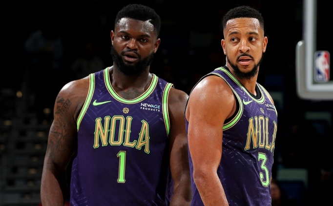 Pelicans, Zion ve McCollum'�n sezonu kapatt���n� a��klad�
