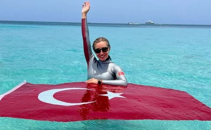 Milli sporcu �ahika Erc�men 30 A�ustos i�in Hatay'da 'Zafer Dal���' yapt�