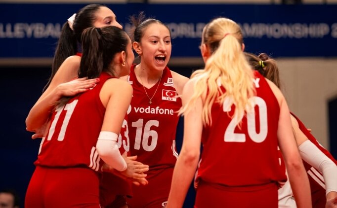 U17 Sultanlar, D�nya �ampiyonas�'nda son 8'de