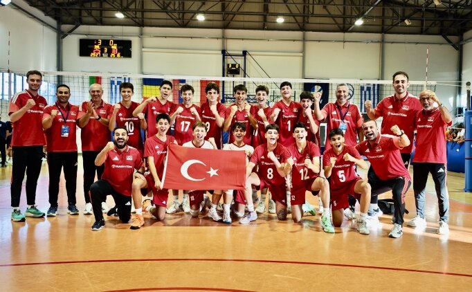 T�rkiye 16 Ya� Milli Voleybol Tak�m�, Balkan 2'ncisi oldu