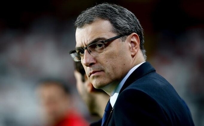 Damien Comolli: 'Galatasaray'a kar�� favori de�iliz'