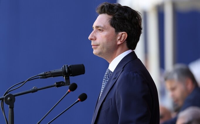 Ali Ko�'tan Fenerbah�e'ye 160 milyon euro!