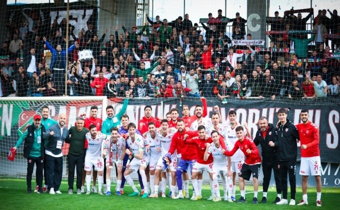 Kar��yaka, finaller �ncesi formda