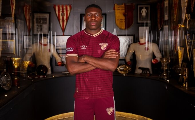 G�ztepe'den golc� transferi: Armstrong!