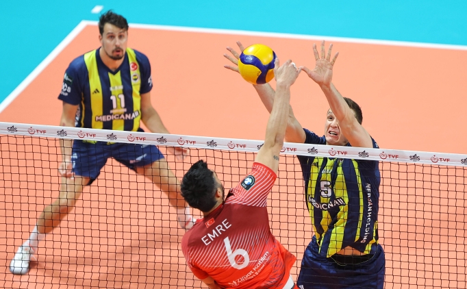 Fenerbah�e Medicana, �stanbul Gen�lik'e ma�lup!