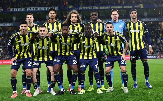 Fenerbah�e'de sezon sonu en az 10 veda!