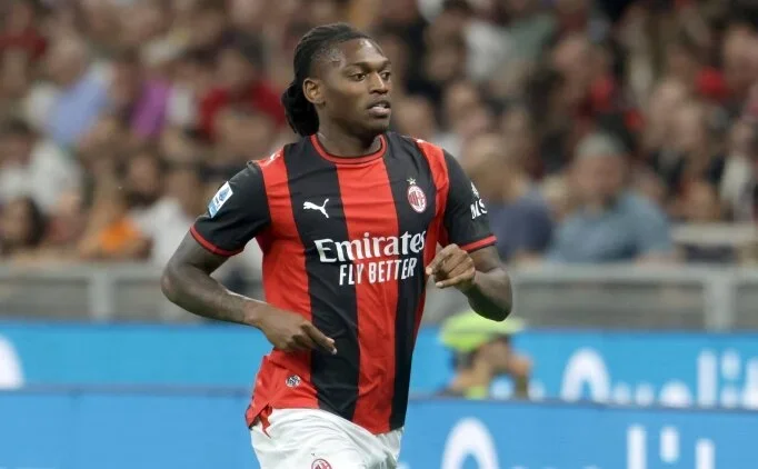 Galatasaray i�in Rafael Leao iddias�!