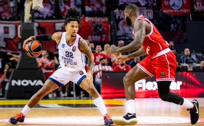 Anadolu Efes, Olympiakos'a kaybetti