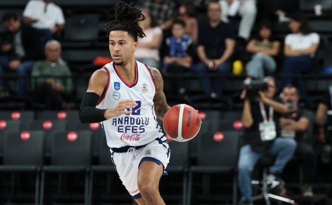 Anadolu Efes, Bayern M�nih'i a��rl�yor