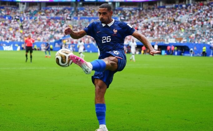 Chelsea, Maxence Lacroix i�in harekete ge�ti!