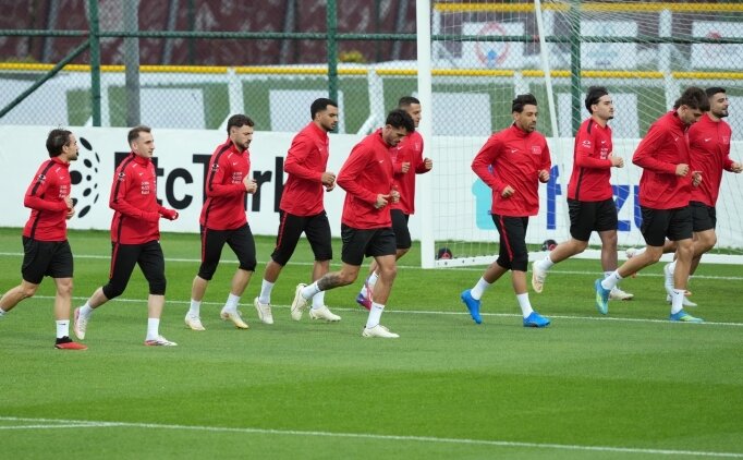 Milli Tak�m'da k�t� haber! 2 isim antrenmanda yok