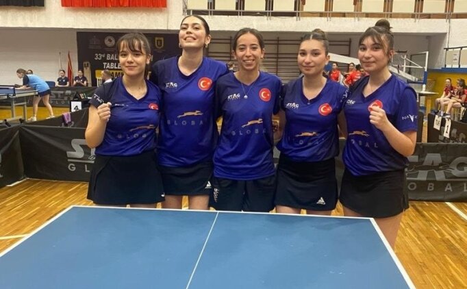 Milli masa tenis�iler, Balkan �ampiyonas�'nda 2'si alt�n 4 madalya kazand�