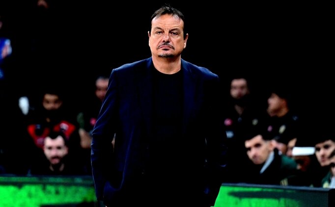 Ergin Ataman, Pana'dan kopuyor!