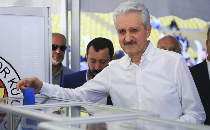 Fenerbah�e'de Ayd�nlar'dan adayl�k karar�!