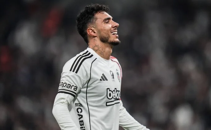 Be�ikta�'ta sakatl�k: Emirhan Top�u